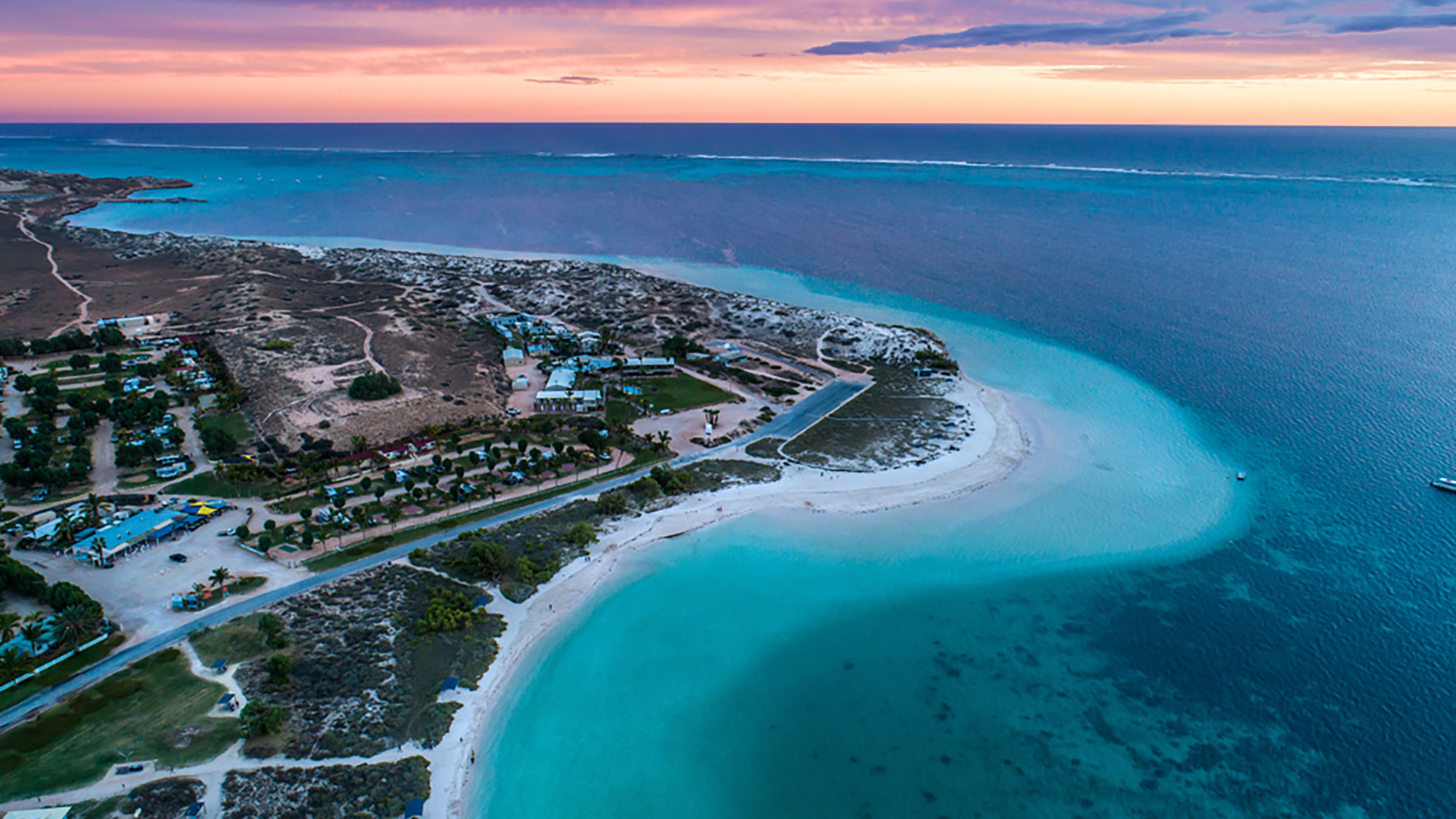 Blizzard Ridge: Drifting through Colour and Coral on Ningaloo’s Secret Slope