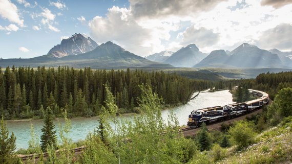 Rocky Mountaineer - Rainforest to Gold Rush