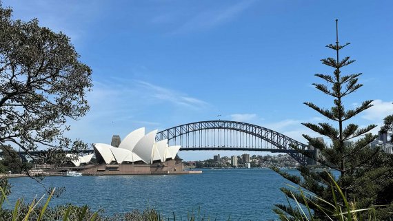 Southern Australia In Depth with Crown Princess & Sydney Highlights