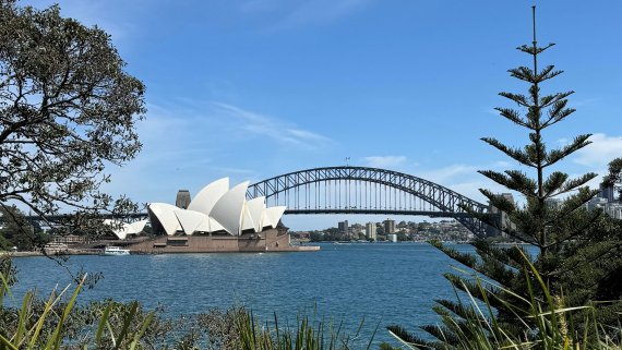 Southern Coast to Coast with Grand Princess and Sydney Highlights