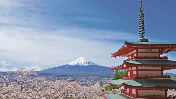 Cherry Blossoms & Highlights of Japan with Azamara Pursuit