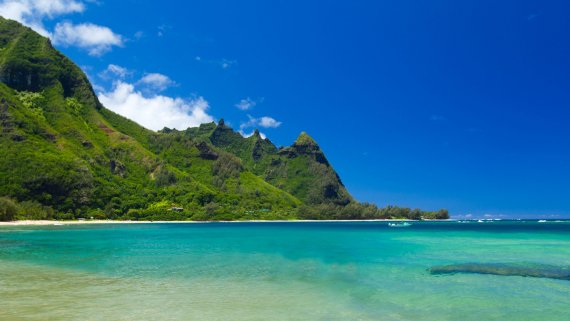 Fly, Stay, Cruise Tahiti, Hawaii and South Pacific aboard Crown Princess