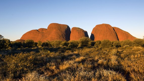 Kati Thanda-Lake Eyre, Uluru, Adelaide and Outback SA Adventure