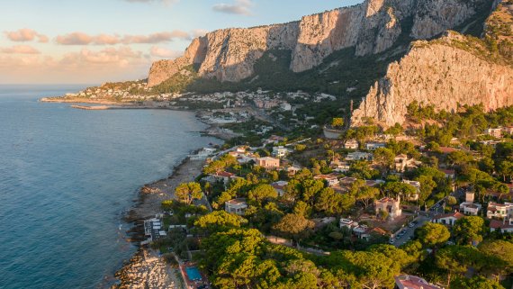 The Grand Mediterranean Tour of Southern Italy, Sicily & Malta Hosted Small Group Tour
