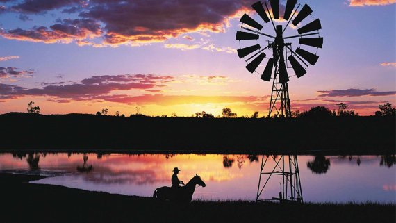 Longreach & Winton Outback Experience Hosted Small Group Tour