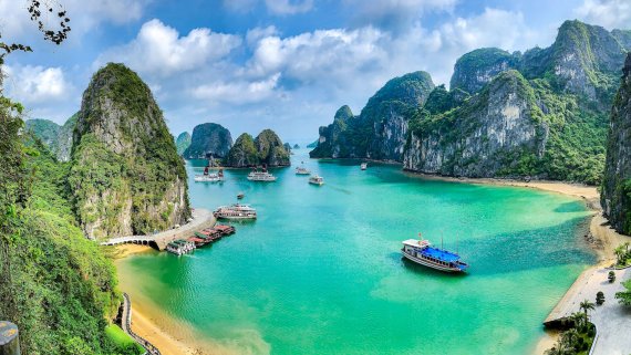 Best of Vietnam Group Tour